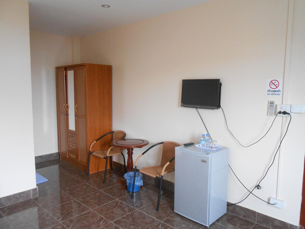 Bayern Guesthouse Ban Nongdouang Habitación foto